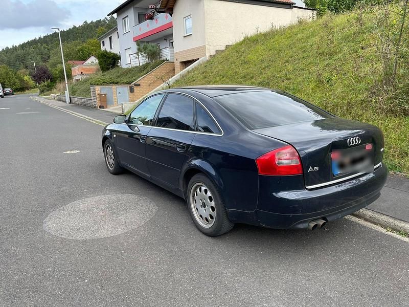 Blau Gebraucht 2003 Audi A6 Limousine | 1.650 € - Bild 1/4