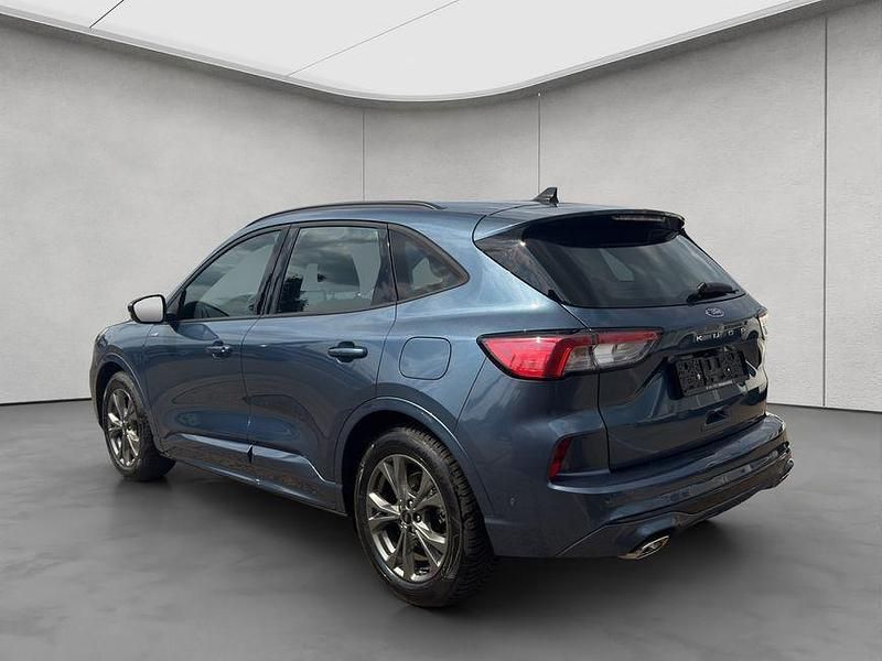 Gebraucht Ford Kuga ST-Line 120 PS (88 kW) 2024 Blue metallic SUV