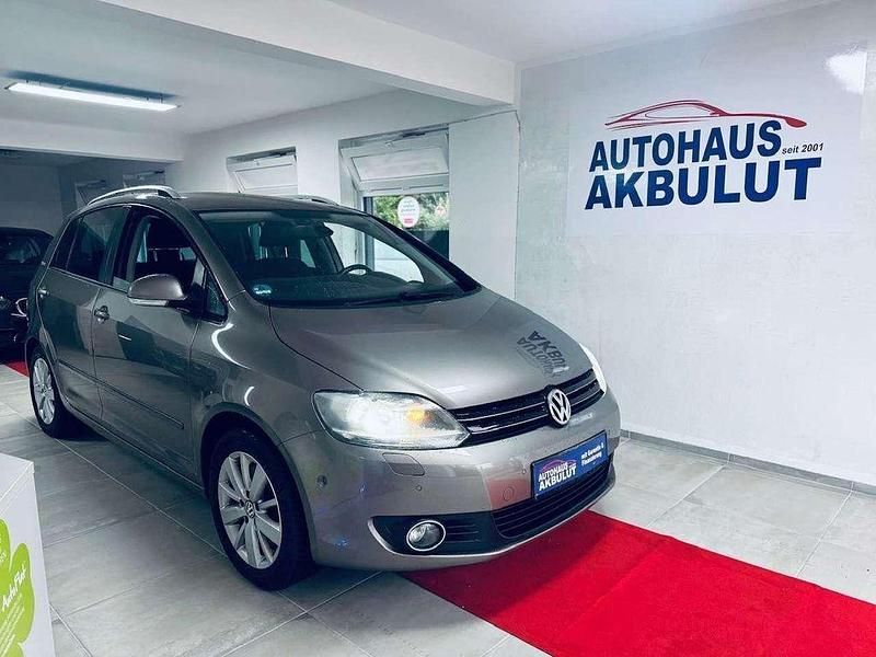 Braun Gebraucht 2011 VW Golf Plus Cross Team Van / Kleinbus | 6.250 € (Fairer Preis) - Bild 1/3
