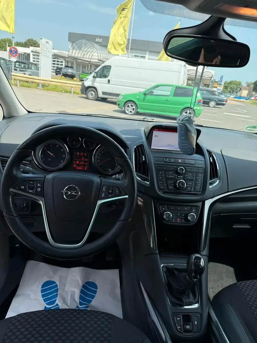 Gebraucht Opel Zafira Tourer 136 PS (100 kW) 2015 Andere farben Van / Kleinbus