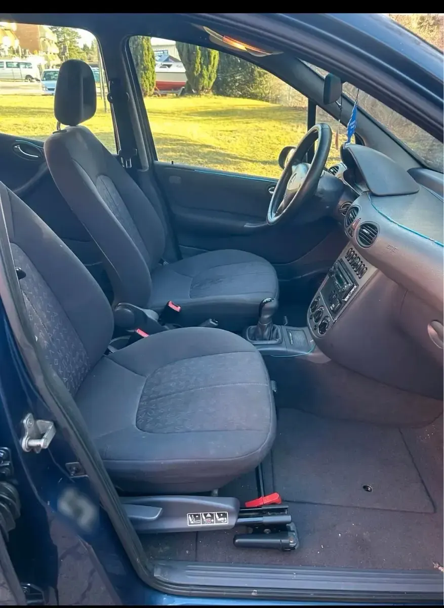 Gebraucht Mercedes A170 90 PS (66 kW) 2000 Schwarz Kleinwagen