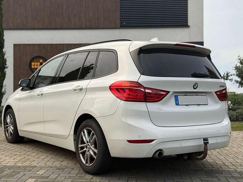 Gebraucht BMW 218 Advantage 150 PS (110 kW) 2015 Weiß Van / Kleinbus