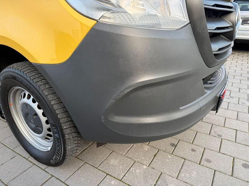 Gebraucht Mercedes Sprinter 170 PS (125 kW) 2024 Gelb Van