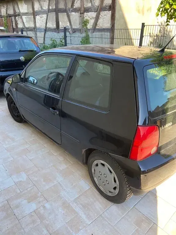 Gebraucht VW Lupo 50 PS (36 kW) 1999 Schwarz Kleinwagen