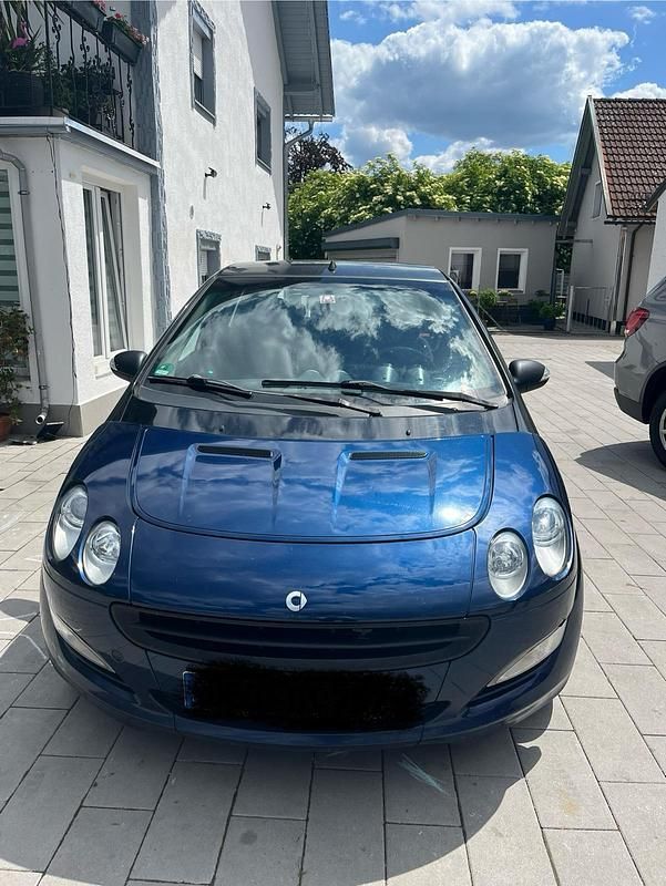 Blau Gebraucht 2004 Smart ForFour Kleinwagen | 1.399 € (Fairer Preis) - Bild 1/4