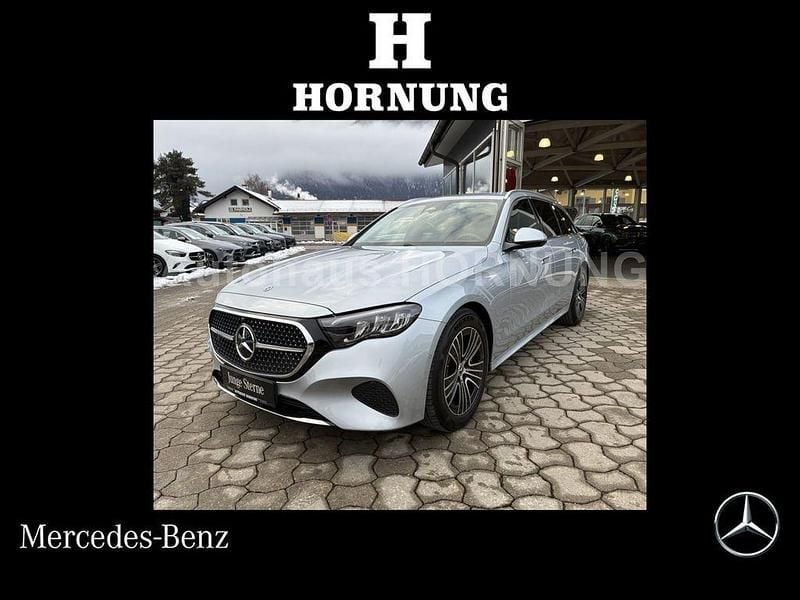 Silber Gebraucht 2024 Mercedes E220 Avantgarde Kombi | 49.900 € (Fairer Preis) - Bild 1/4