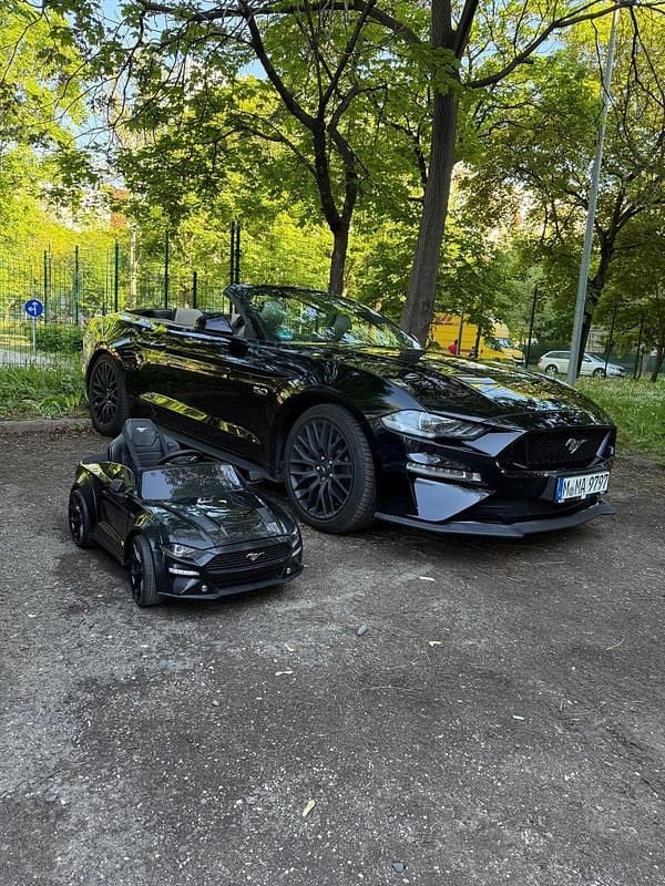 Schwarz Gebraucht 2021 Ford Mustang GT Convertible Cabrio | 43.900 € (Fairer Preis) - Bild 1/4