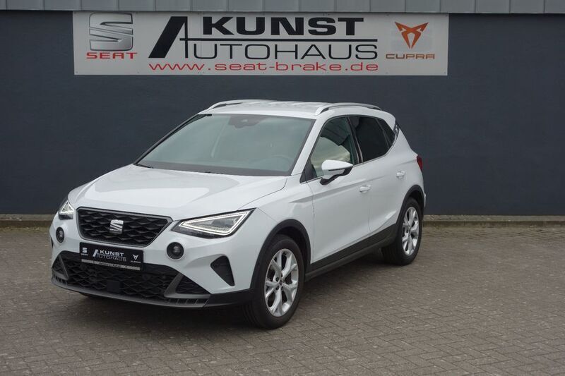 Weiß Gebraucht 2024 Seat Arona FR SUV | 19.990 € (Guter Preis) - Bild 1/4