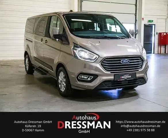 Gebraucht Ford Tourneo Custom Titanium 2020 Silber Van