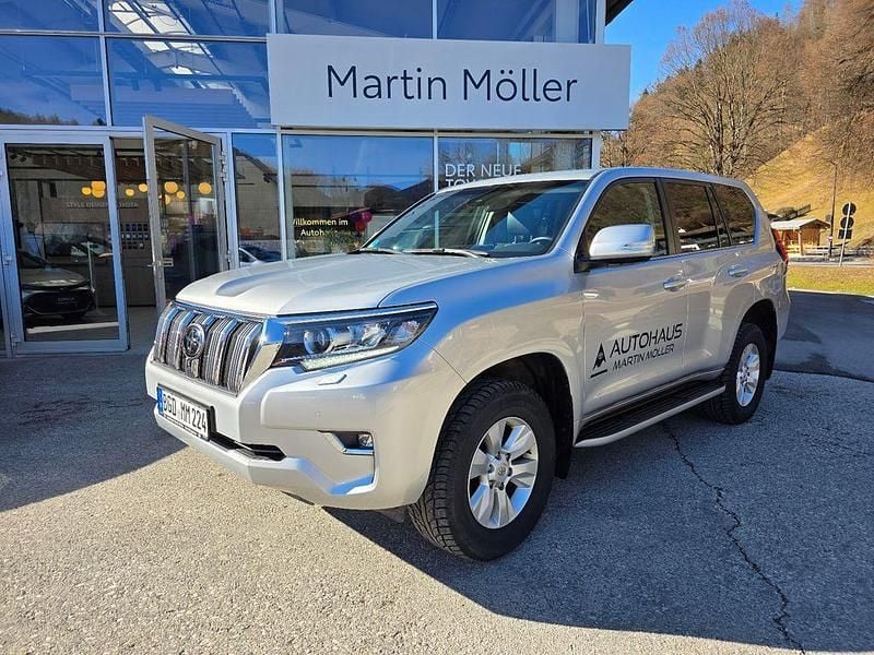 Gebraucht Toyota Land Cruiser Executive 204 PS (150 kW) 2023 Silber SUV