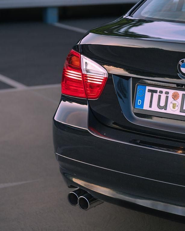 Gebraucht BMW 325 Performance 218 PS (160 kW) 2005 Schwarz Limousine