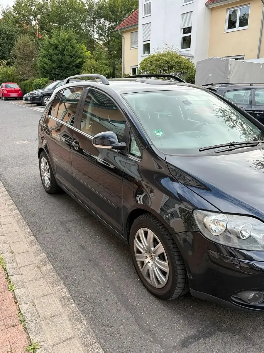 Gebraucht VW Golf Plus Cross United 140 PS (102 kW) 2008 Schwarz Kombi