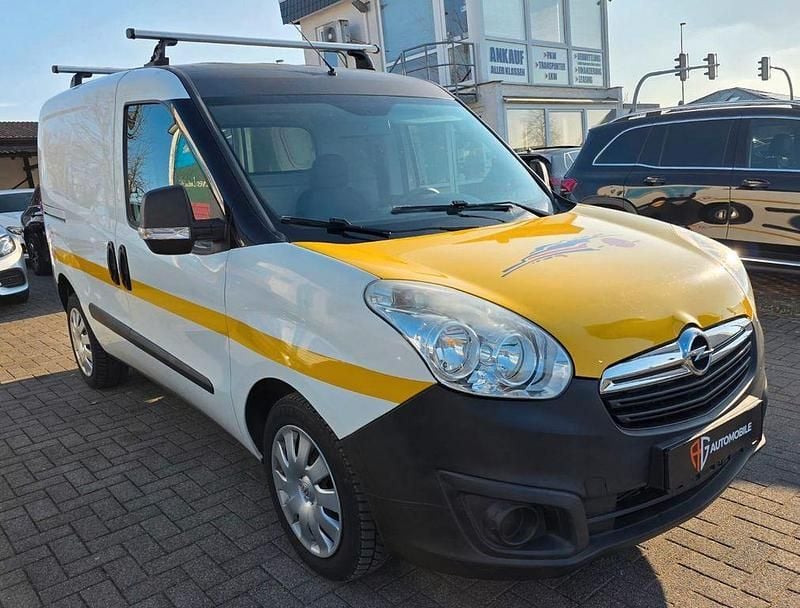 Gebraucht Opel Combo 105 PS (77 kW) 2015 Weiß Van / Kleinbus