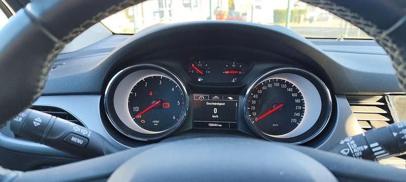 Gebraucht Opel Astra Edition 136 PS (100 kW) 2018 Schwarz Kombi