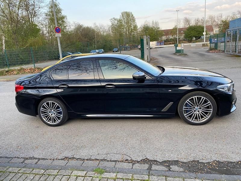 Gebraucht BMW M550 M Performance 400 PS (294 kW) 2017 Schwarz Limousine