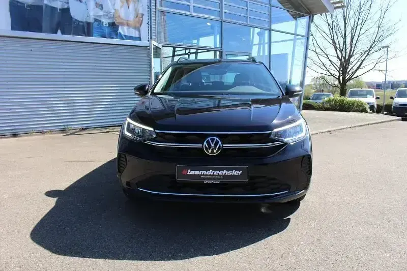 Używany VW Taigo 110 KM (80 kW) 2022 Czarny SUV
