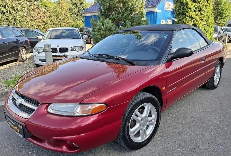 Gebraucht Chrysler Stratus 131 PS (96 kW) 1997 Rot Cabrio