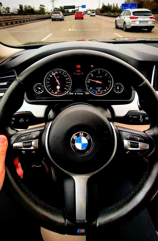 Gebraucht BMW 530 Performance 265 PS (194 kW) 2015 Schwarz Kombi