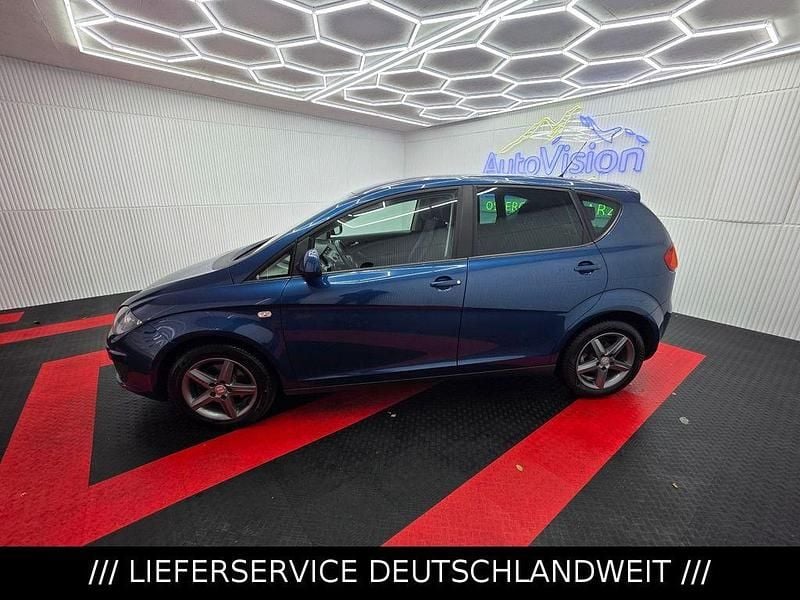 Gebraucht Seat Altea 4You 105 PS (77 kW) 2014 Blau Limousine