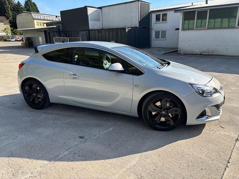 Gebraucht Opel Astra OPC 280 PS (205 kW) 2012 Grau Limousine