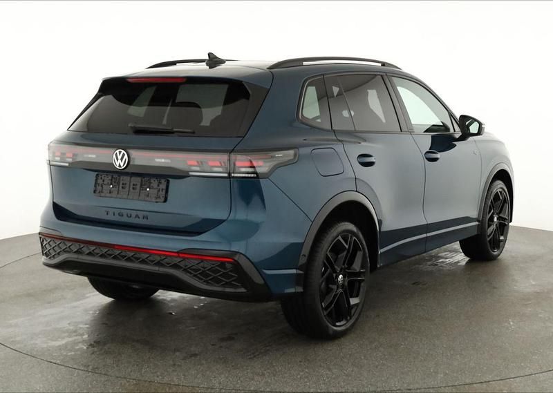 Neu VW Tiguan R-line 272 PS (200 kW) 2026 Nightshade blue metallic SUV