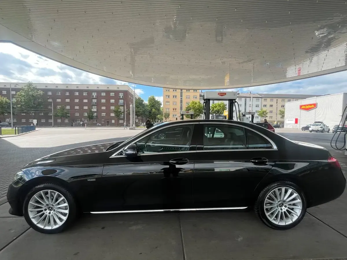 Gebraucht Mercedes E350 286 PS (210 kW) 2018 Schwarz Limousine