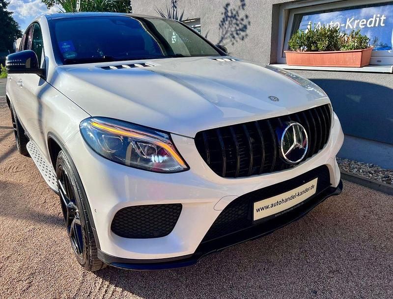 Gebraucht Mercedes GLE350 AMG line 258 PS (189 kW) 2016 Weißperllackmet SUV