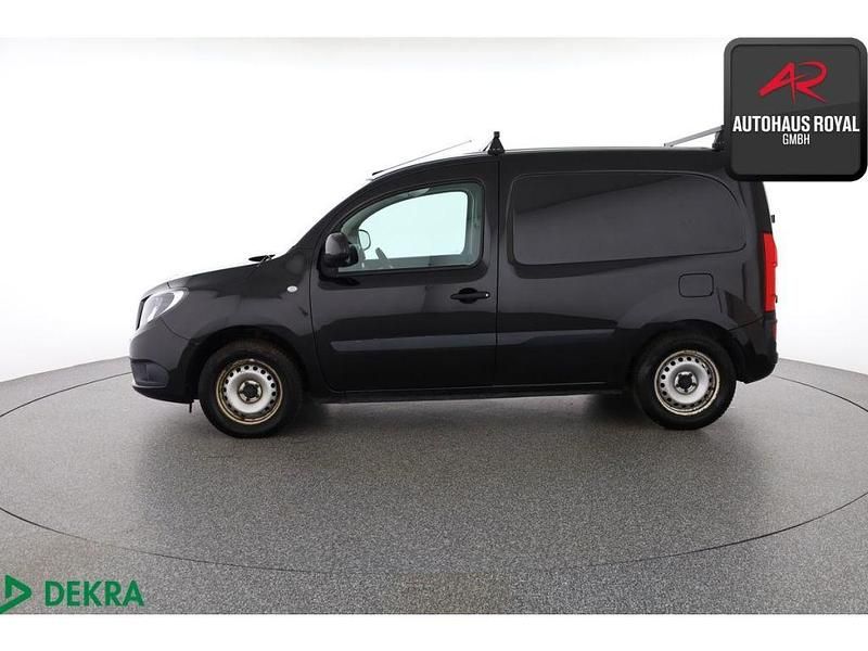 Gebraucht Mercedes Citan 109 95 PS (69 kW) 2020 Schwarz (metallic) Van