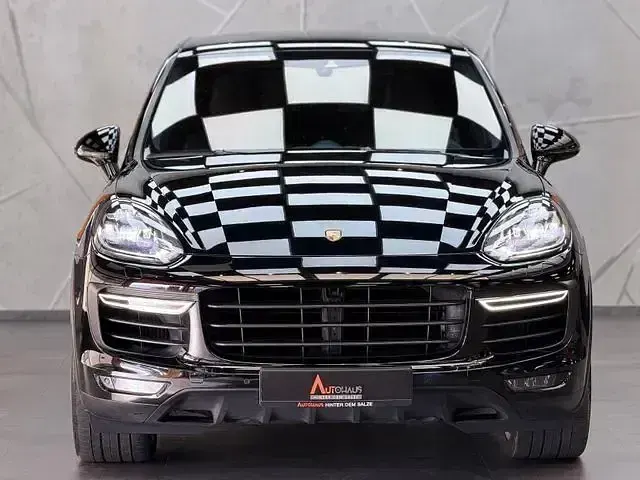 Gebraucht Porsche Cayenne Turbo 519 PS (381 kW) 2016 Schwarz SUV