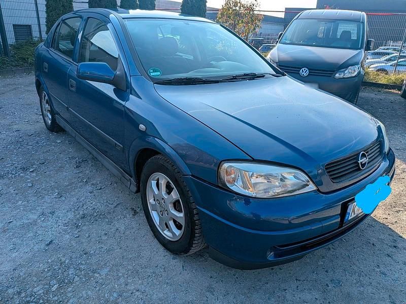 Usata Opel Astra 2002 Blu Berlina