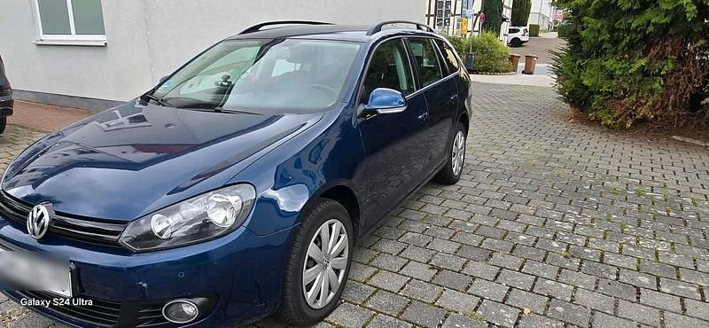 Blau Gebraucht 2011 VW Golf VI Kombi | 7.600 € (Fairer Preis) - Bild 1/4