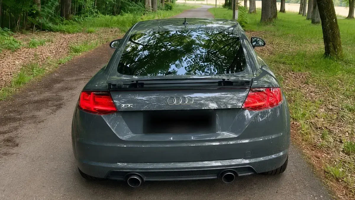 Gebraucht Audi TT Ambiente 179 PS (131 kW) 2017 Grau Coupé