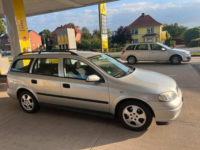 Silber Gebraucht 2004 Opel Astra Kombi | 900 € (Fairer Preis) - Bild 1/3