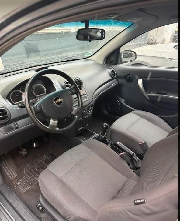 Gebraucht Chevrolet Aveo 84 PS (61 kW) 2009 Silber Kleinwagen