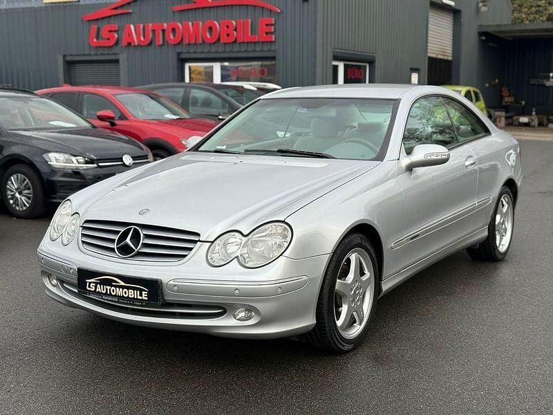 Grau Gebraucht 2003 Mercedes CLK200 Coupé | 3.950 € (Fairer Preis) - Bild 1/4