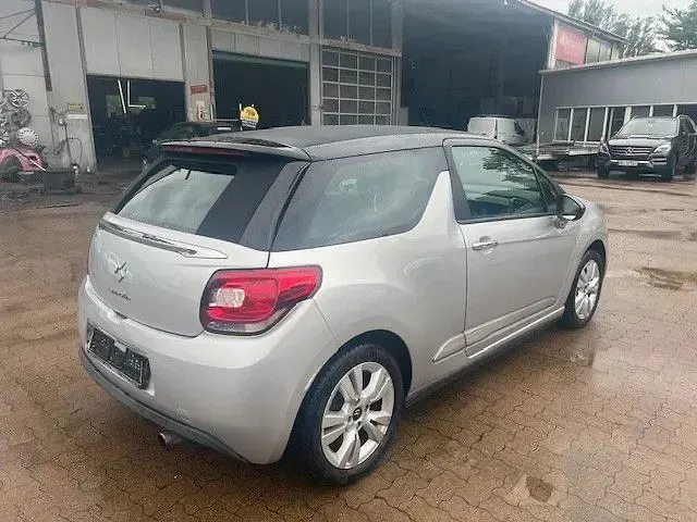 Gebraucht Citroën DS3 Cabriolet So Chic 82 PS (60 kW) 2013 Grau Cabrio
