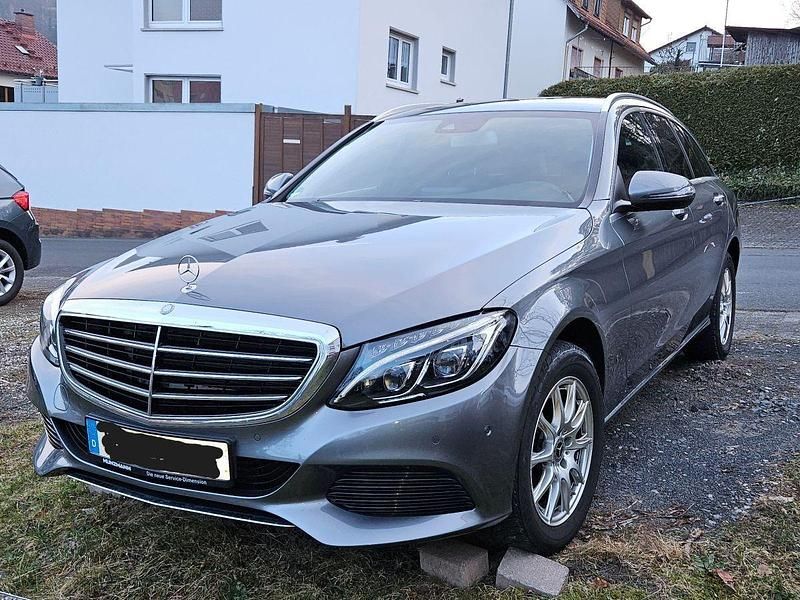 Gebraucht Mercedes C180 156 PS (114 kW) 2016 Grau Kombi