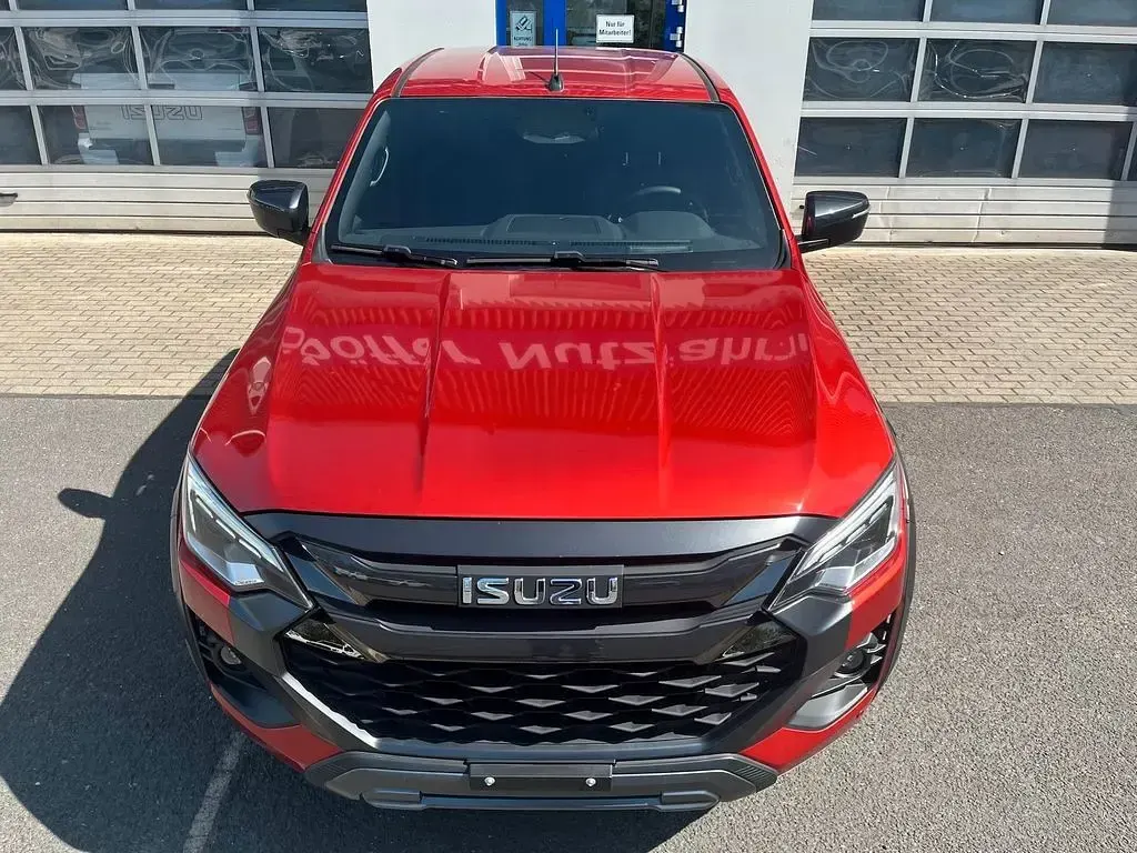 Neu Isuzu D-Max 163 PS (119 kW) 2026 Namibu orange Pickup
