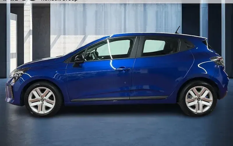 Używany Renault Clio V Evolution 91 KM (66 kW) 2024 Niebieski Sedan/Limuzyna