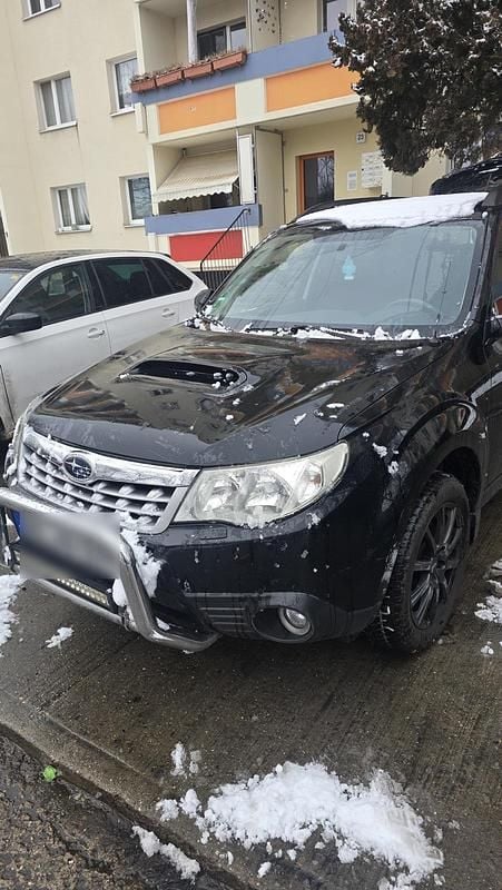 Gebraucht Subaru Forester 108 PS (79 kW) 2012 Schwarz SUV