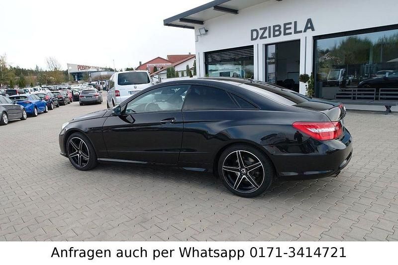 Gebraucht Mercedes E350 AMG line 265 PS (194 kW) 2013 Schwarz Coupé