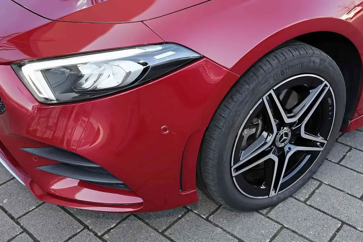 Gebraucht Mercedes A250 AMG 218 PS (160 kW) 2022 Manufaktur lack manufaktur patag Limousine