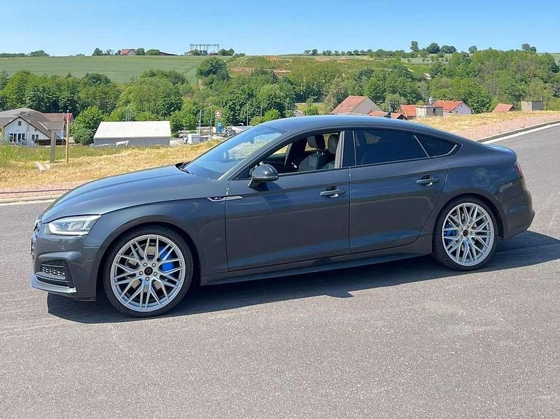 Gebraucht Audi A5 Sport 252 PS (185 kW) 2017 Grau Coupé