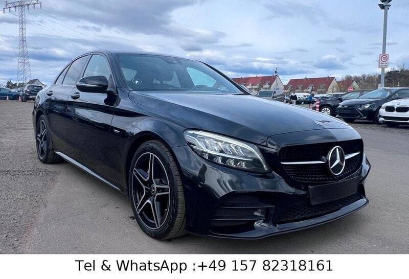Schwarz Gebraucht 2021 Mercedes C220 AMG Limousine | 20.990 € (Superpreis) - Bild 1/4