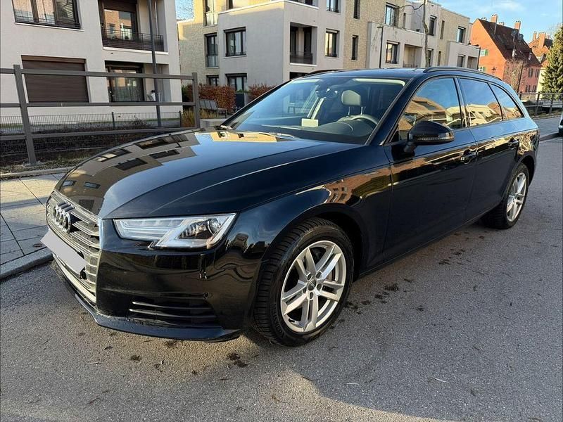 Schwarz Gebraucht 2016 Audi A4 Ambiente Kombi | 11.900 € (Superpreis) - Bild 1/4