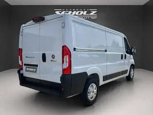 Gebraucht Fiat E-Ducato 50 kW (68 PS) 2023 Weiss