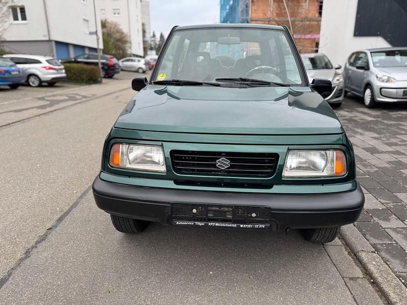 Second-hand Suzuki Vitara 87 CP (63 kW) 2002 Verde SUV
