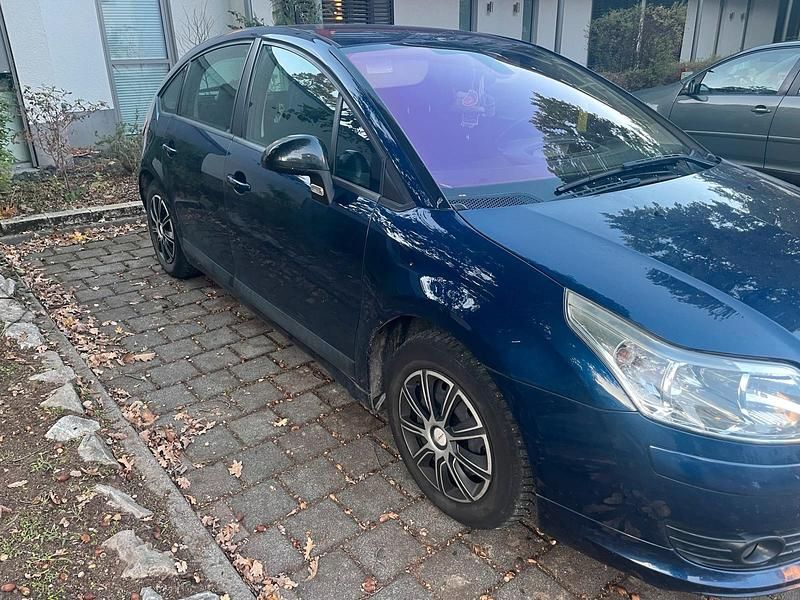 Blau Gebraucht 2007 Citroën C4 Limousine | 780 € (Superpreis) - Bild 1/2