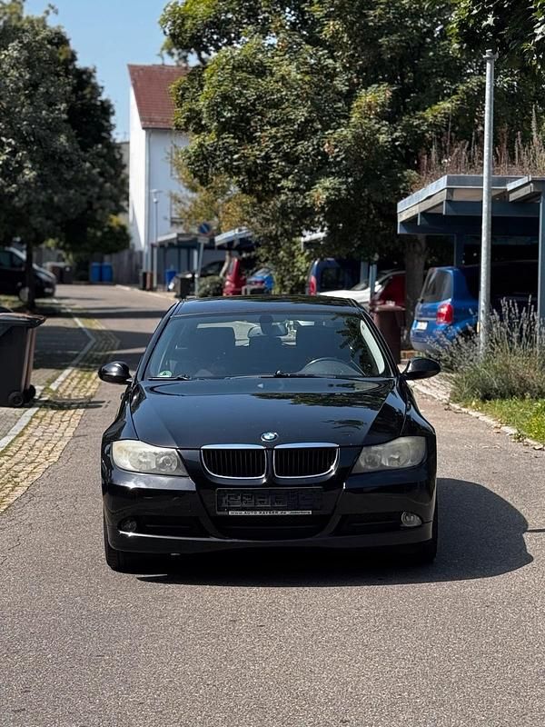 Schwarz Gebraucht 2007 BMW 318 Kombi | 1.500 € (Superpreis) - Bild 1/4