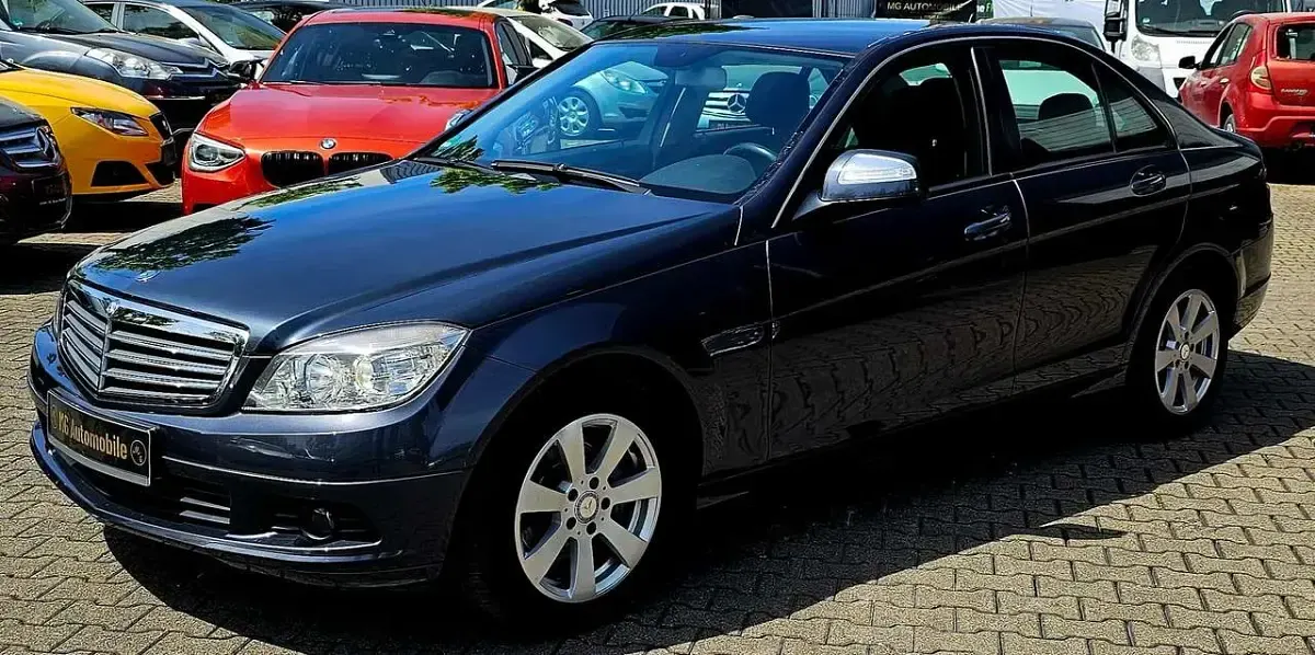 Gebraucht Mercedes C180 156 PS (114 kW) 2008 Tenoritgrau  metalliclack Limousine